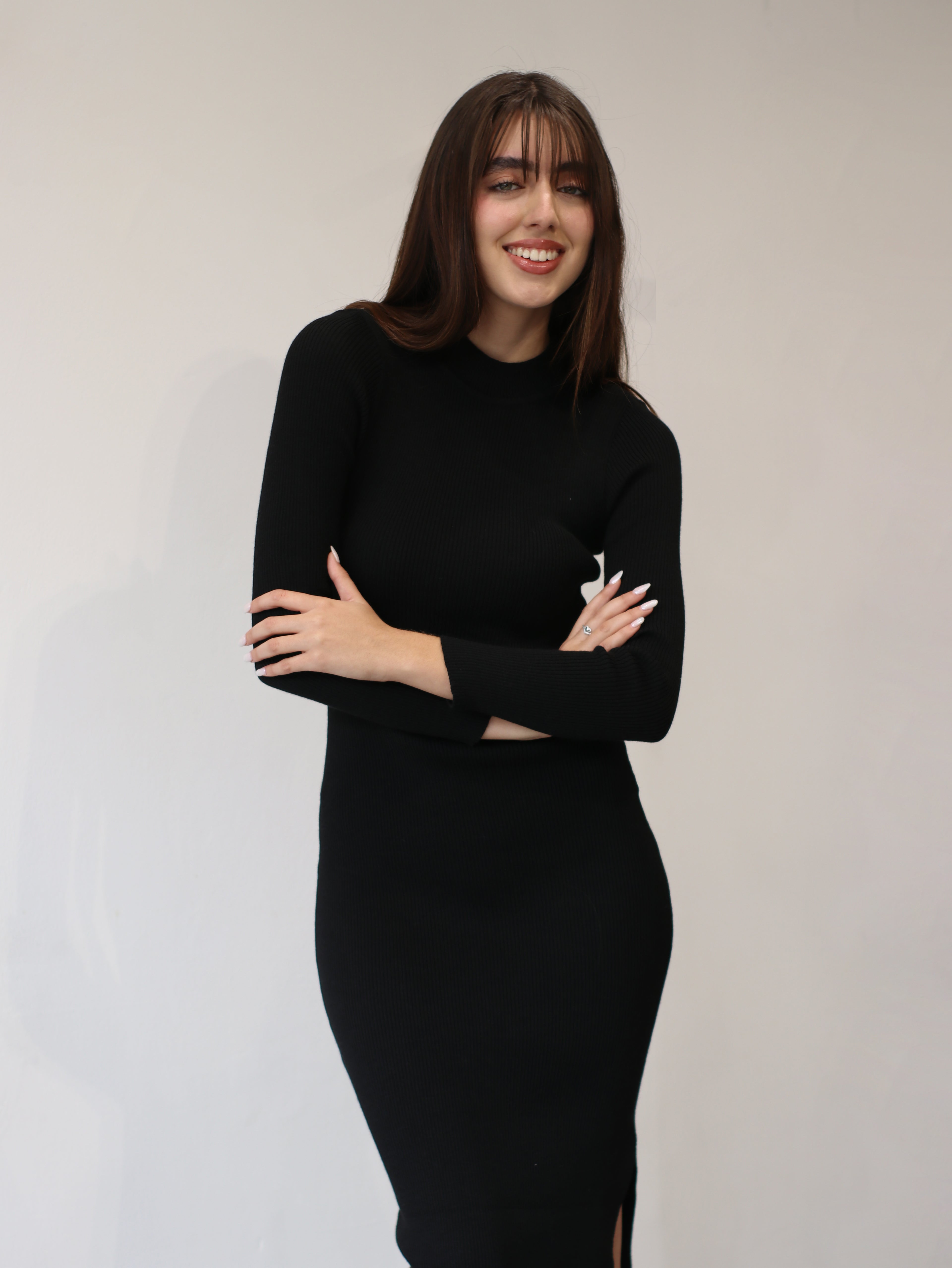 Vestido Robin Cuello Alto Negro