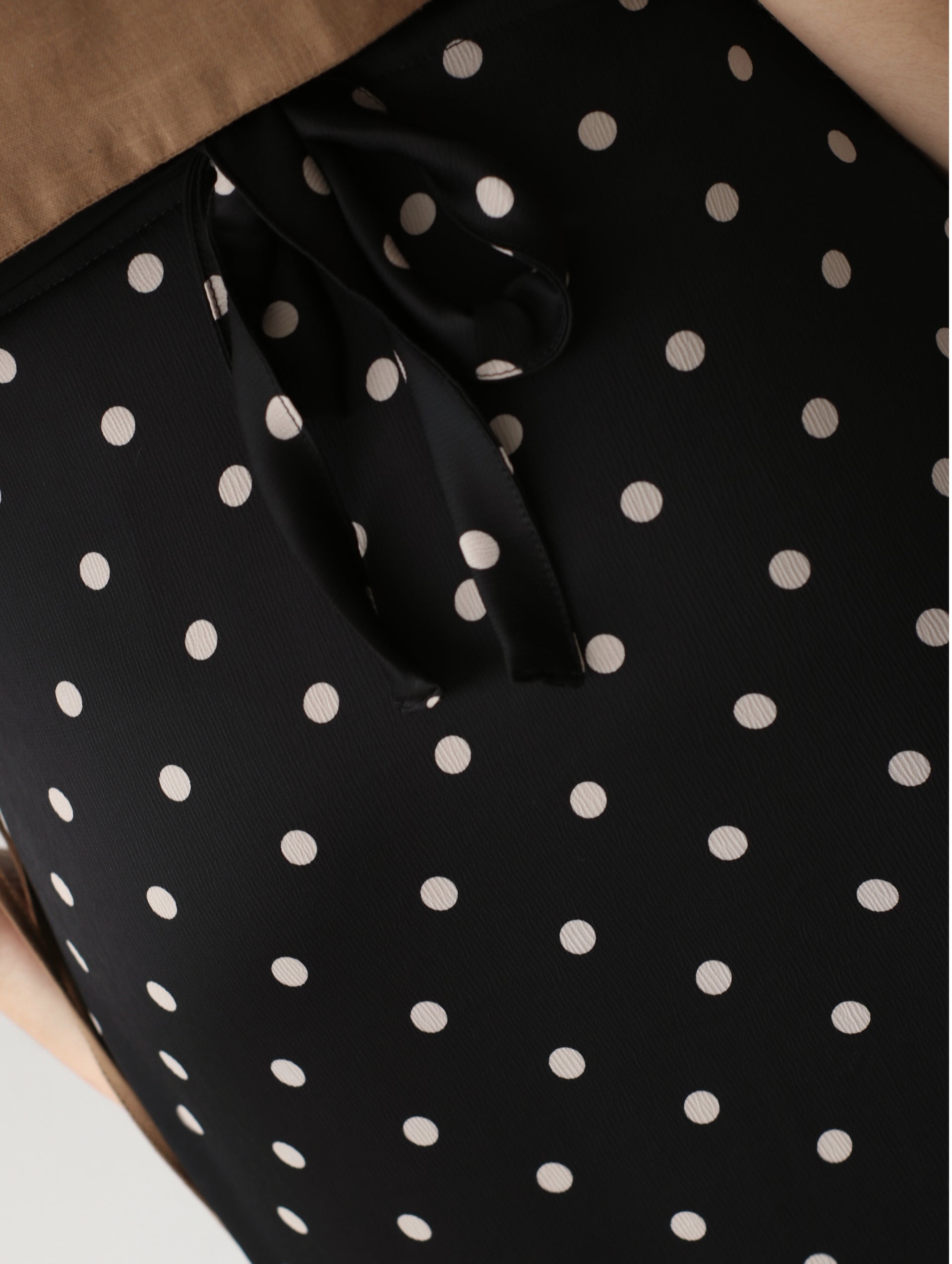 Falda Wrap Midi Lunares Negra