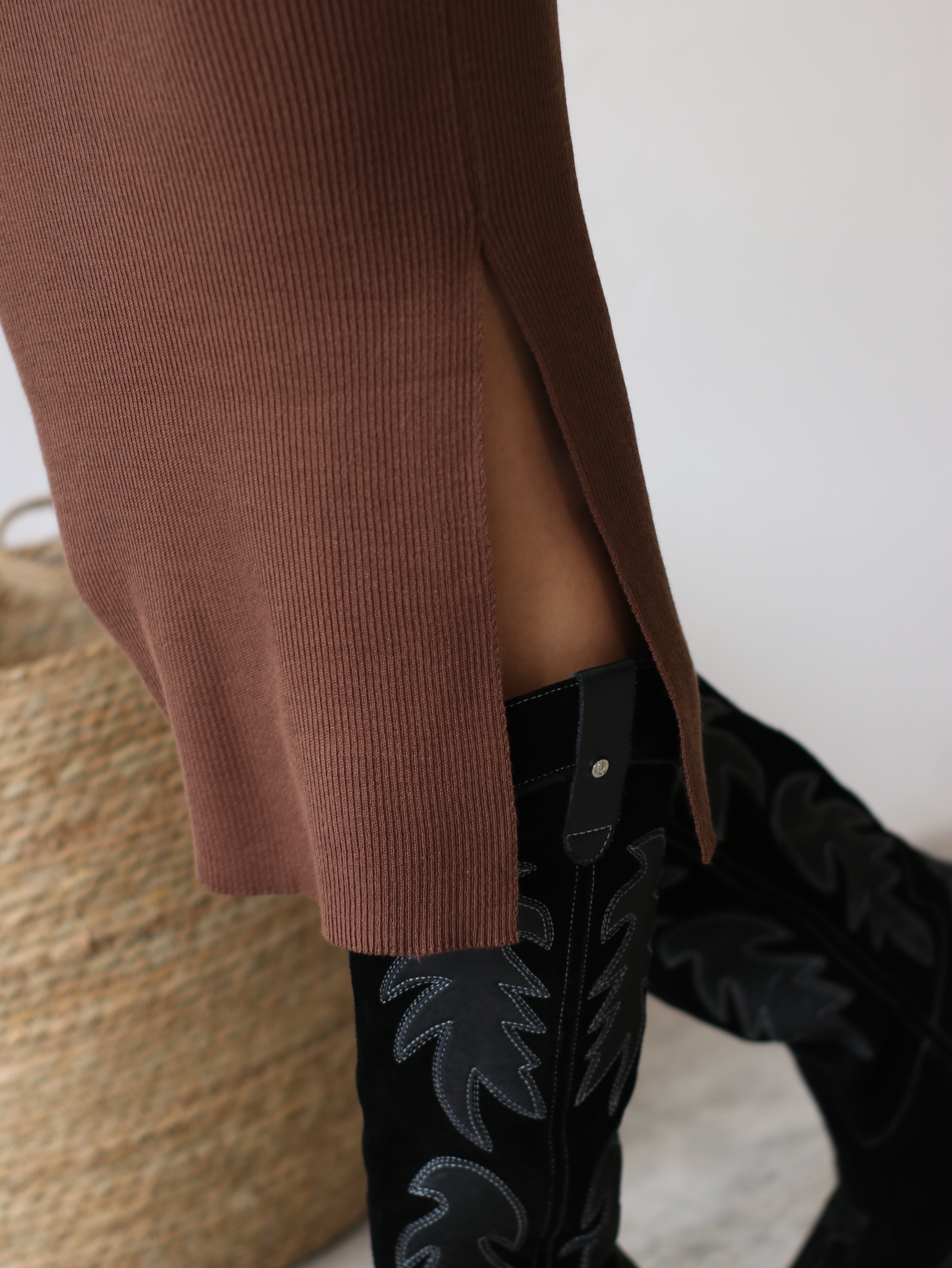 Vestido Robin Cuello Alto Chocolate