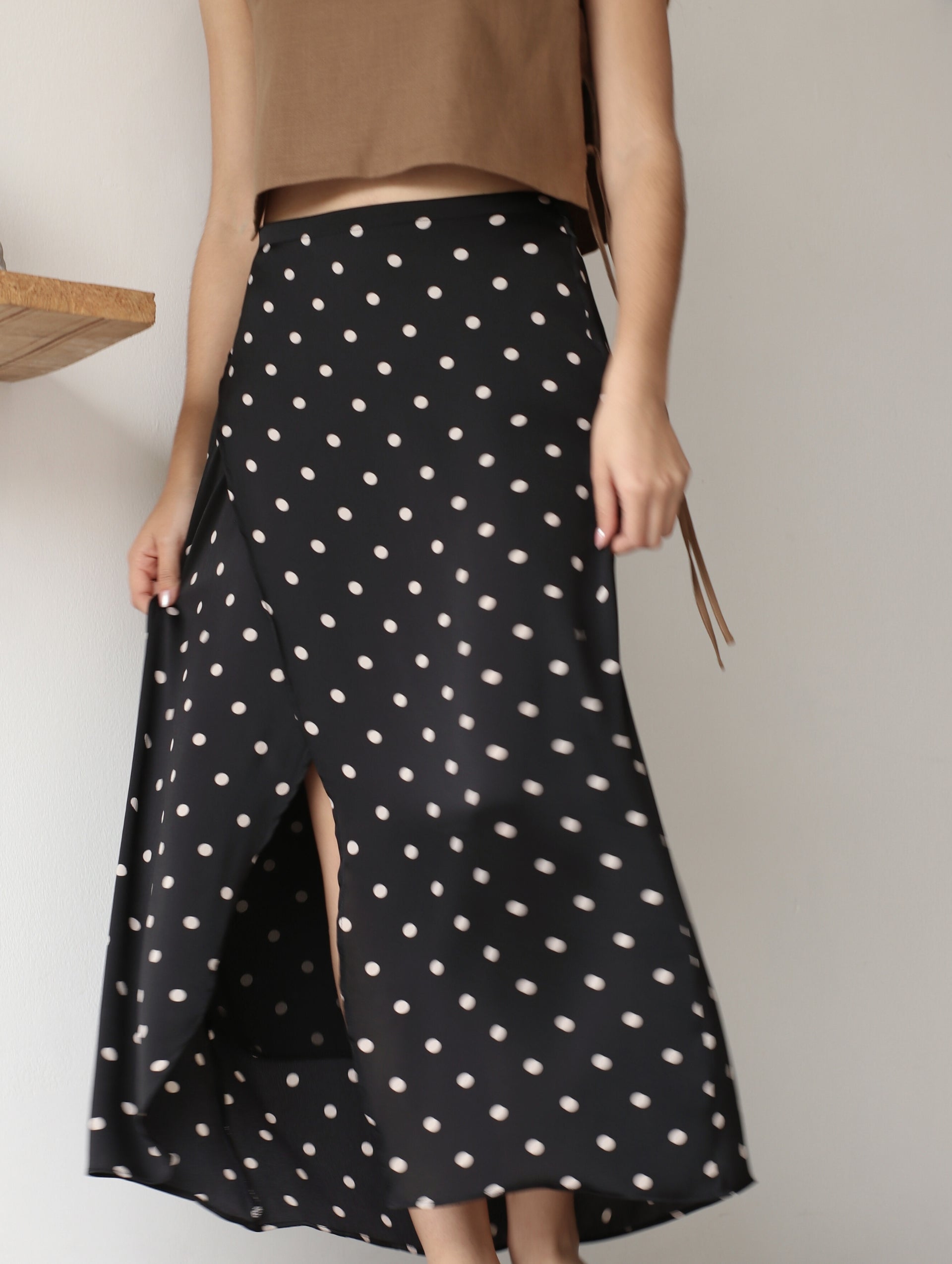 Falda Wrap Midi Lunares Negra