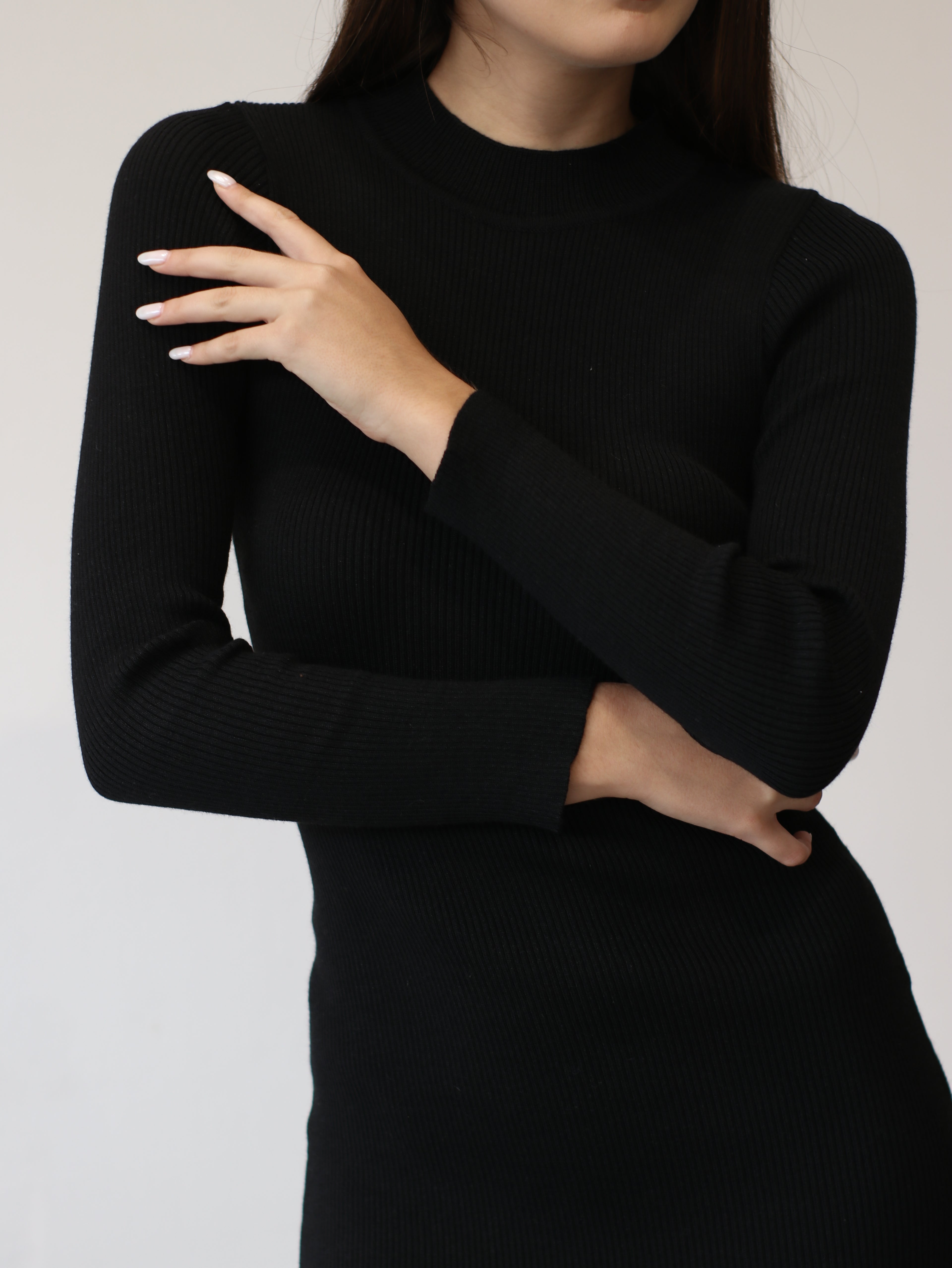Vestido Robin Cuello Alto Negro